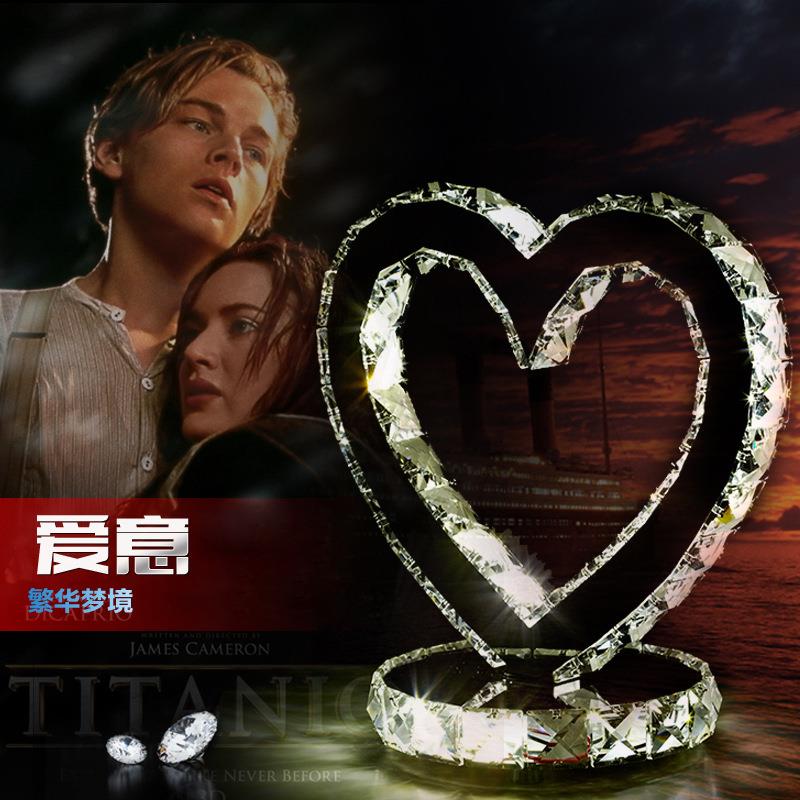 心型台灯简约创意装饰不锈钢水晶台灯艺术卧室台灯客厅LED台灯