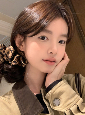 【我的脸很圆】2026冬季绒面豹纹发圈精致时髦女孩百搭盘发发圈女