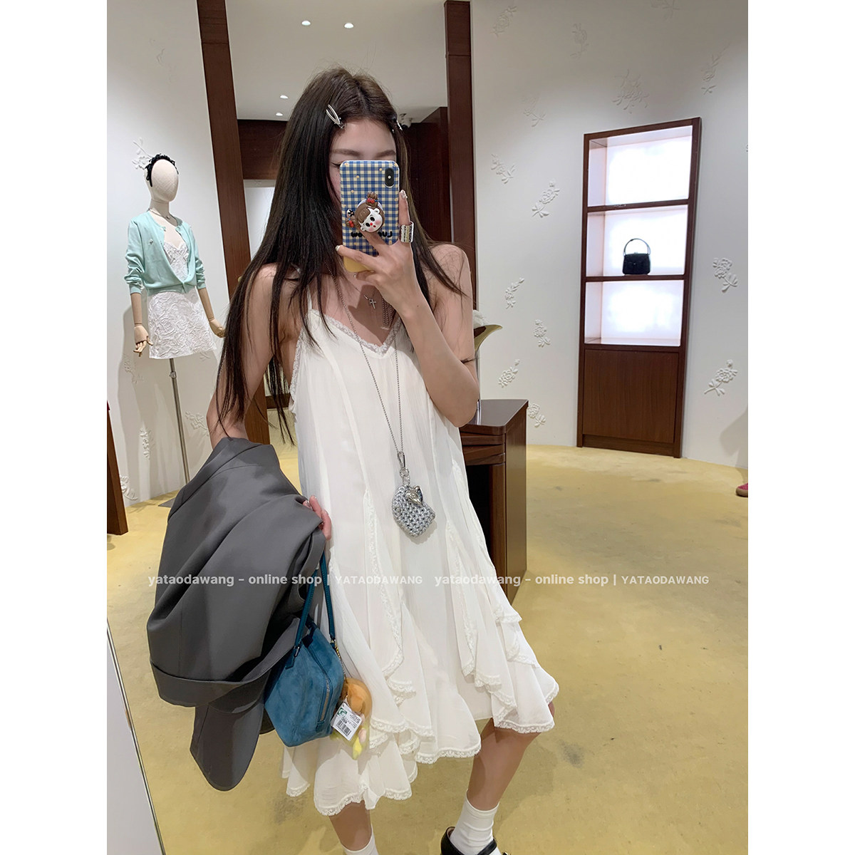 牙套大汪 “白茶皇后”法式漂亮独特吊带白色连衣裙女夏季绝美