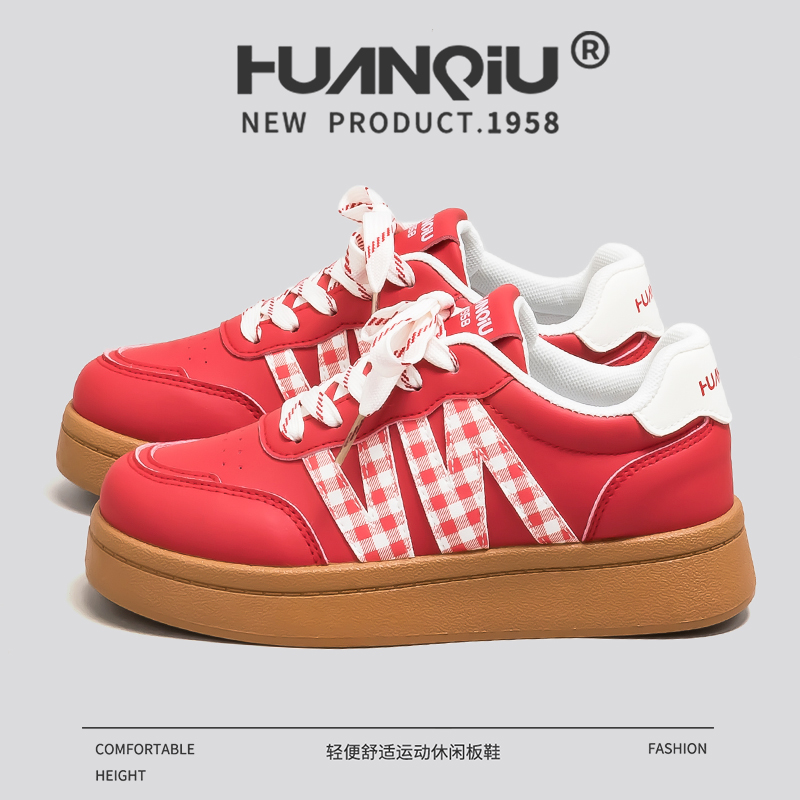 环球红色精致厚底板鞋女2026春季新款百搭增高轻便休闲鞋舒适女鞋