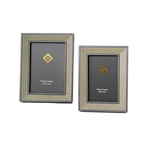 现代简约创意皮质相框摆台桌面卧室样板间样板房金属装饰皮革相架