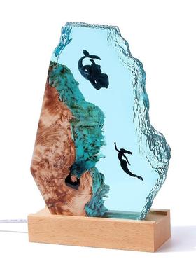 海洋系列美人鱼锤头鲨桌面办公室艺术摆件海龟水母实木礼品树脂灯