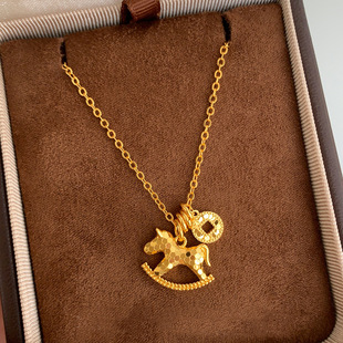 马上有钱碎冰冰钱币小马吊坠项链女轻奢高级感毛衣链秋冬配饰颈链