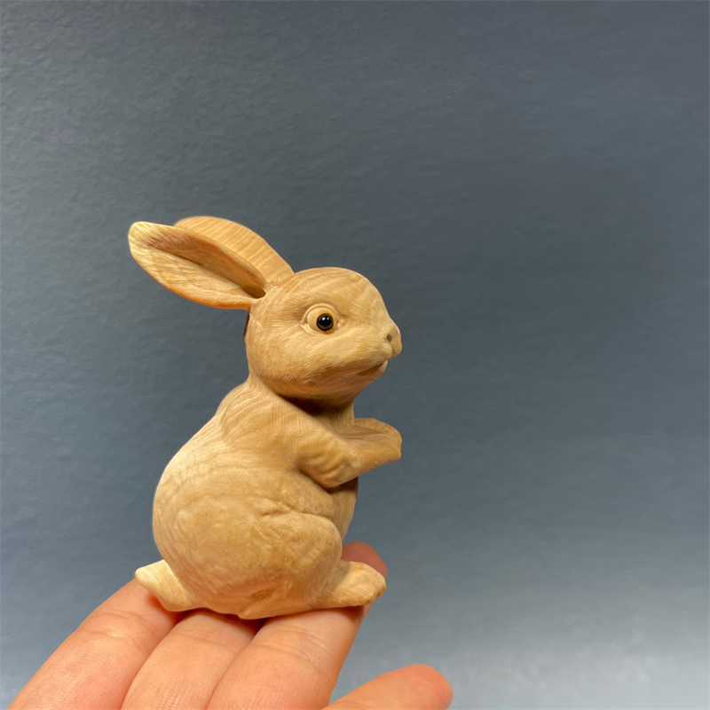 黄杨木雕大耳朵兔子手把件生肖兔摆件实木雕刻可爱萌小白兔工艺品