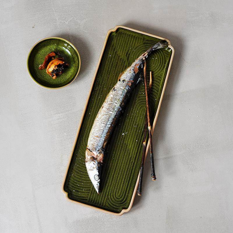 日式长方形刺身盘釉下彩陶瓷复古鱼盘家用日料寿司盘西餐厅冷菜盘