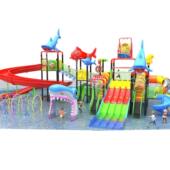 大型水上滑梯儿童水上乐园户外成人塑料滑滑梯水寨游泳池戏水设备