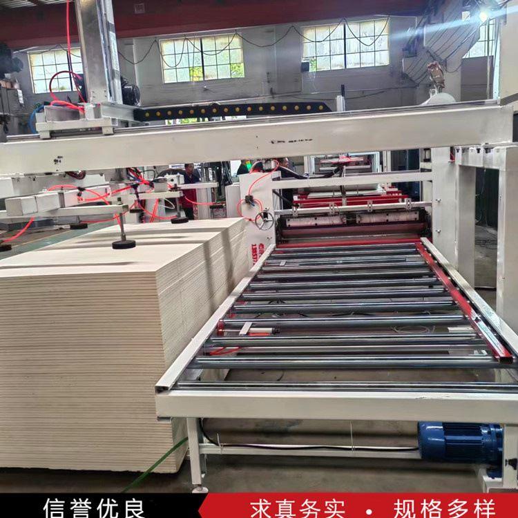 自动上下料木饰面板PET平贴机 热熔胶膜覆膜机 三聚氰胺纸贴面机