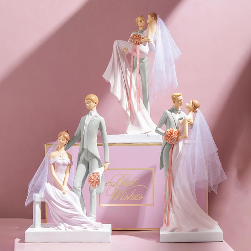 闺蜜结婚礼物新人送新娘订婚情侣婚纱创意摆设高档新婚高级感模型