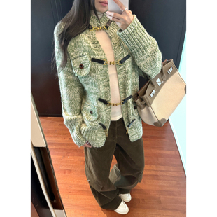 吴太甜 羊毛混纺皮扣针织开衫毛衣外套女松弛感杂色休闲宽松上衣
