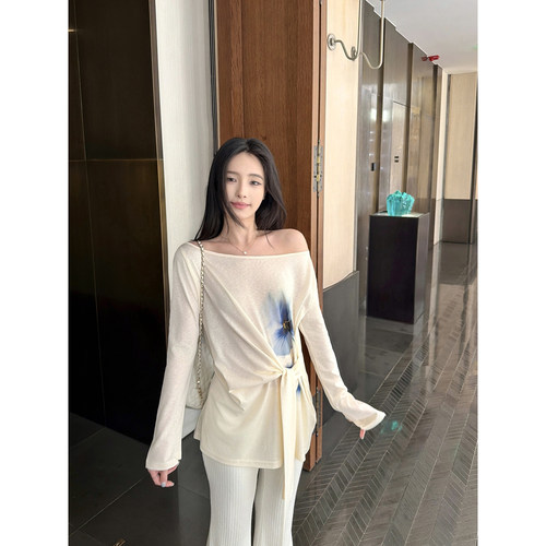 吴太甜莱赛尔水墨印花绑带上衣