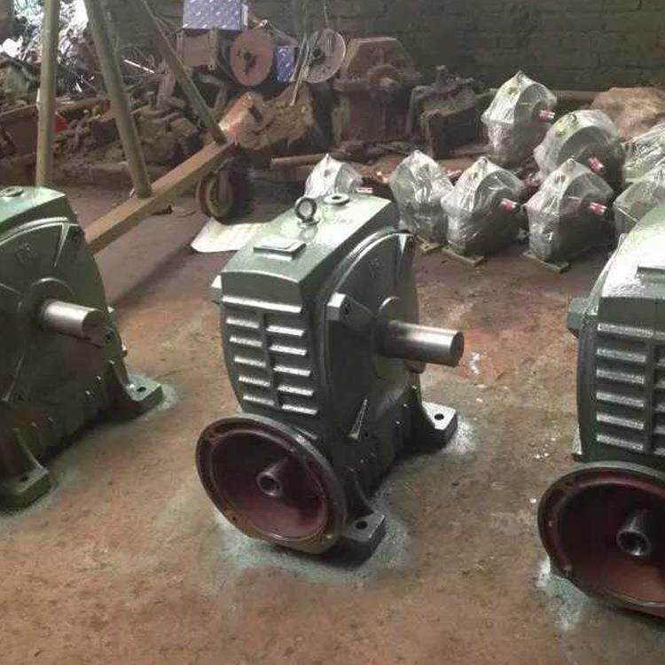 泰兴减速机现货供应WPDA155蜗轮蜗杆减速机