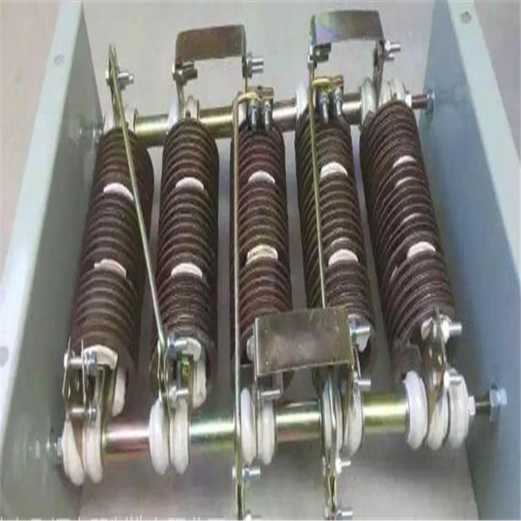 ZX1-1/7电阻器主要用做电动机的起动制动与调速之用山东鲁杯