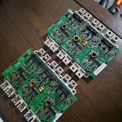议价SEMiX303GD12E4c SEMIKRON模块 带AGDR-71C驱动板维修