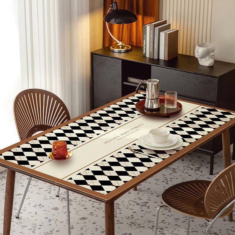 轻奢高级感棋盘格皮革餐桌垫防水防油免洗桌布易打理家用茶几桌布