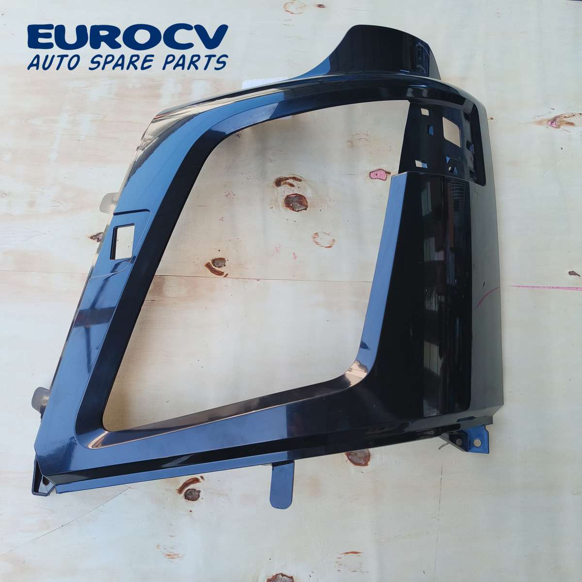 VOE 21689970 L.H Headlamp Panel 左大灯面板