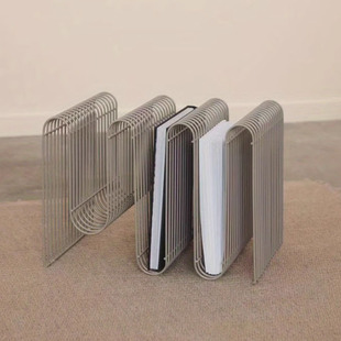 2026北欧网红金属简约书报架软装装饰置物架小边桌报刊杂志架落地