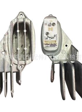 10000061254-01适用凯迪拉克XT4日行灯光源灯泡芯10000061255-02