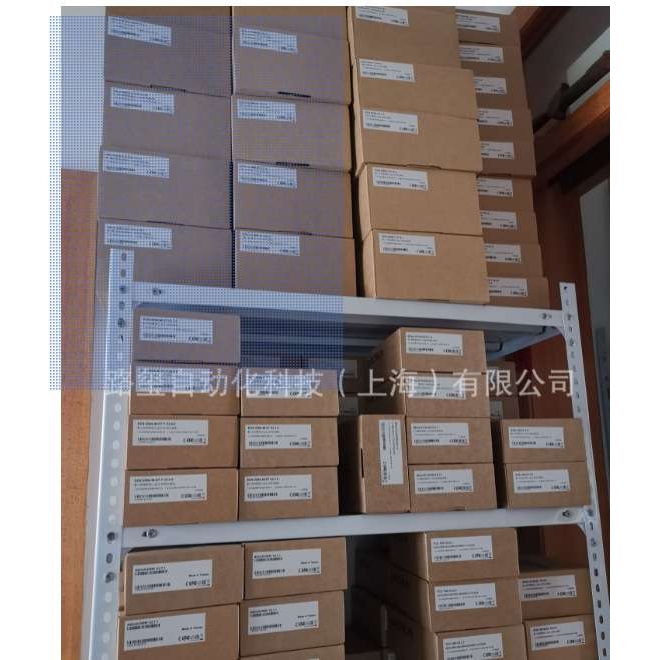 MOXA NPort P5150A   1口PoE RS-232/422/485串口设备联网服务器