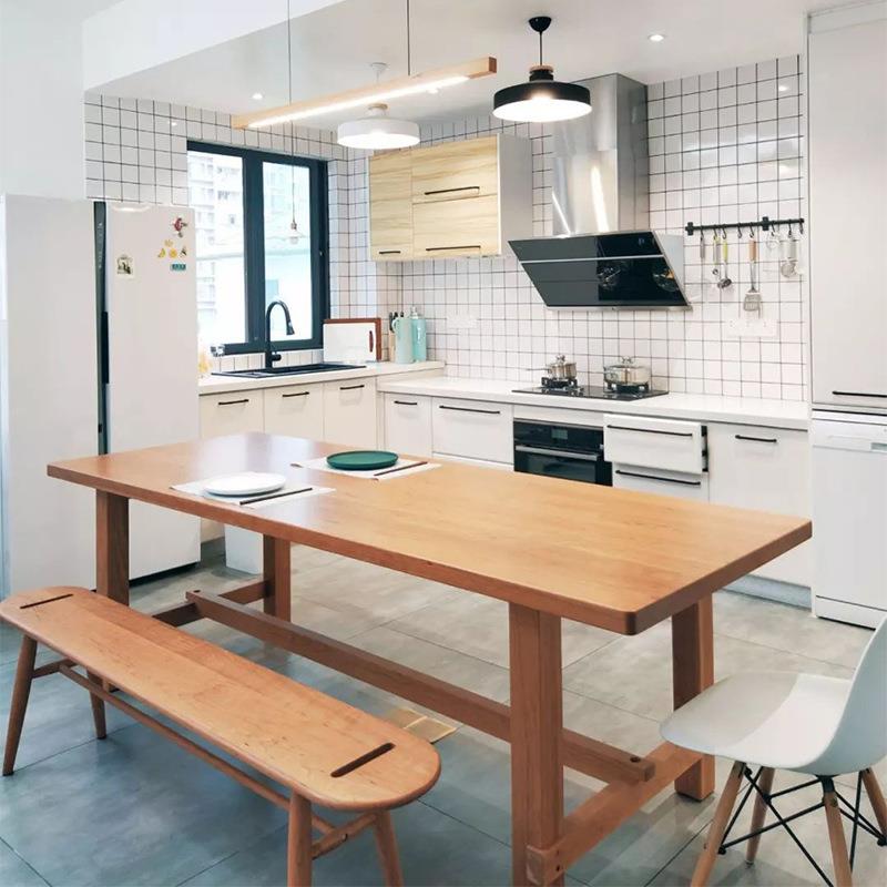北欧实木餐桌椅组合长方形原木色家用客厅现代简约民宿接待工作台