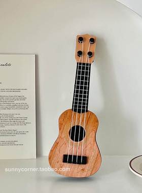 风复古仿真乐器小摆件迷你尤克里里吉他家居饰品客厅装饰摆件