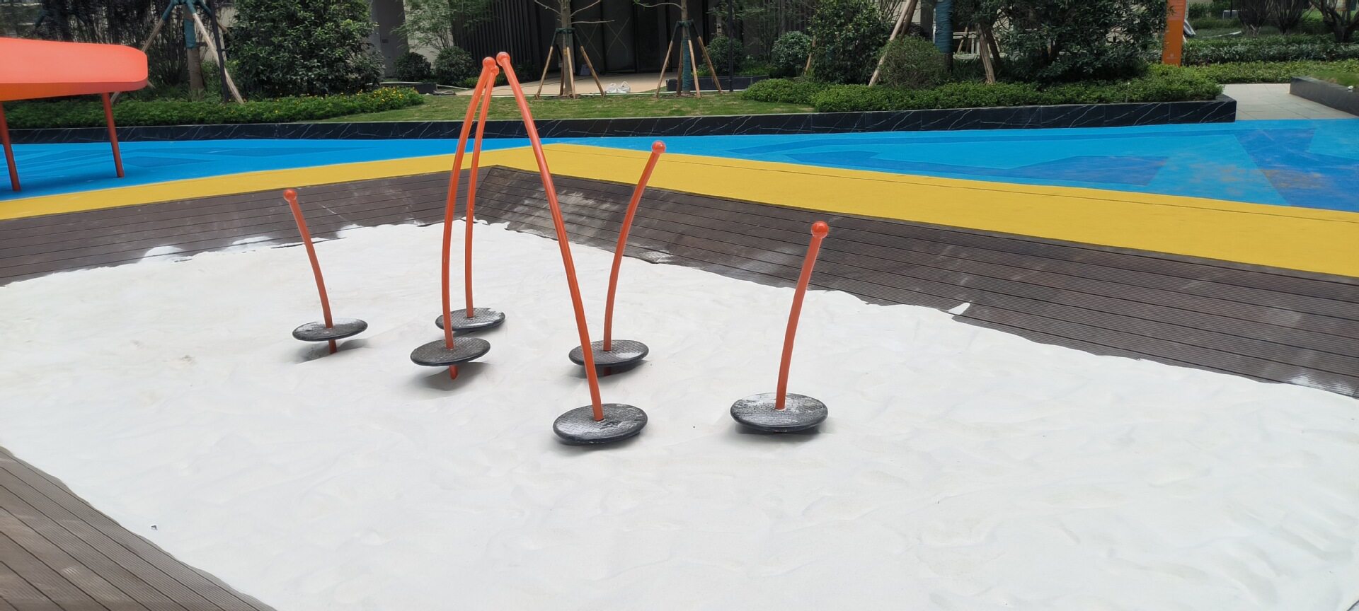 户外儿童游乐设施 公园小区梅花桩游艺设备 学校幼儿园转椅摇乐