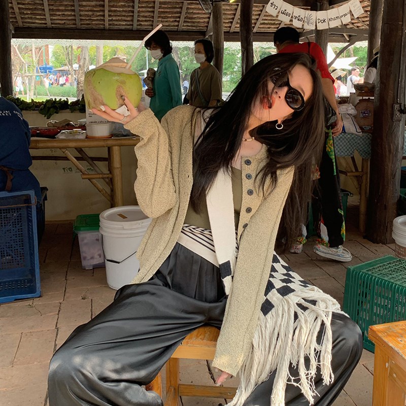 速发单排扣糯古纯色软复针织开衫外套小个空短款上衣子调小