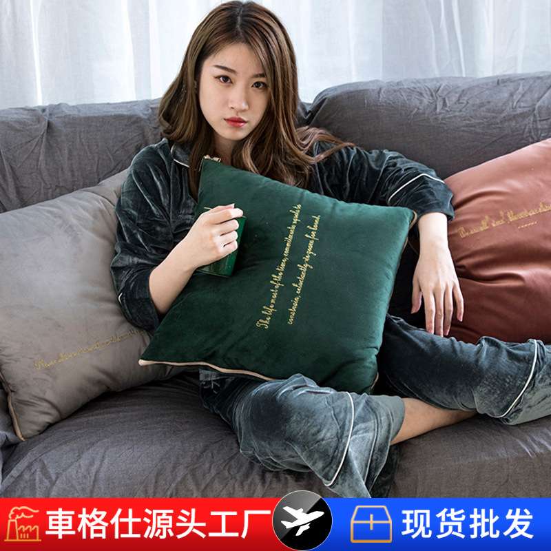 厂家 汽车抱枕被两用短毛绒车载抱枕车用枕头被靠背垫靠枕车座