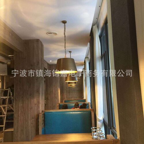 实木仿古墙板木饰面 拉丝手抓纹酒店民宿茶楼安装效果建材定购
