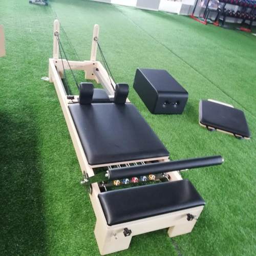厂家直供核心床平床重组训练床普拉提大器械核心床瑜伽健身普拉提