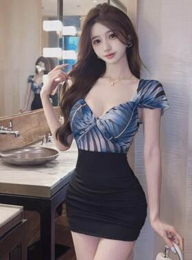 性感印花拼接臀围吊带性感腰围修身连衣裙2025新女性夏季修身裙