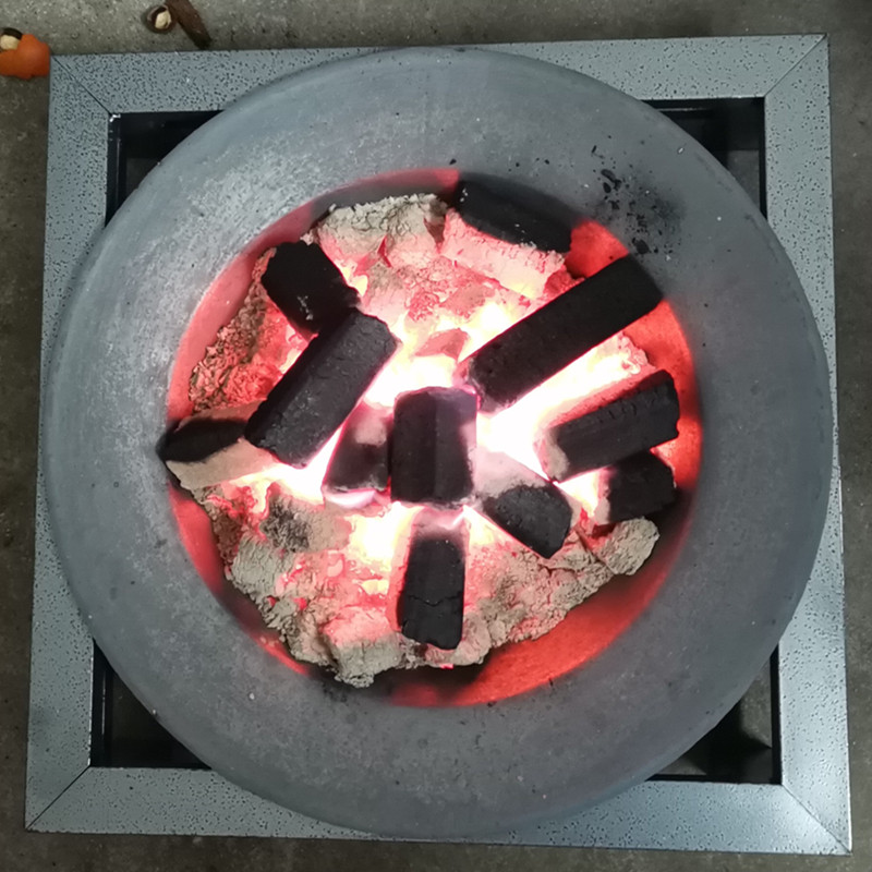 取暖炉铸铁锅老式烤火炉烧柴火传统木炭碳烤火盆农村家用生铁火道
