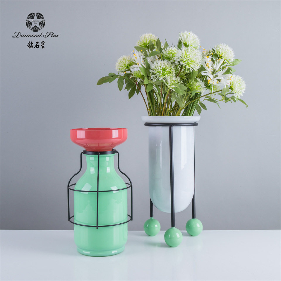 {新品上市} 钻石星直筒带铁架创意花瓶现代简约水培花器彩色摆件