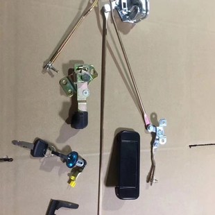 挖掘机驾驶室门锁 小松日立三一斗山现代卡特320gc边门锁配件总成
