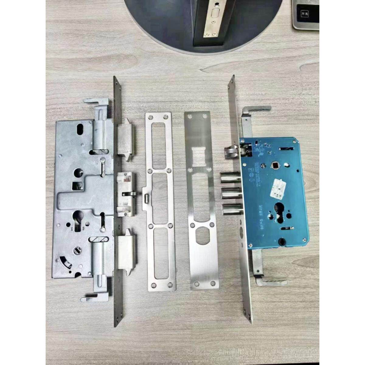 替换德盾防盗门7型锁体全钢防卡一档锁体40*388联动一档固定勾