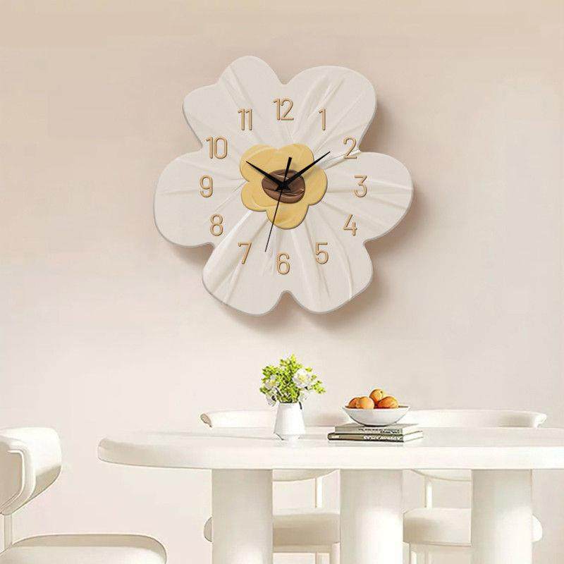 清新花朵客厅挂钟家用挂墙钟表餐厅墙面奶油风卧室静音时钟免打孔,家居饰品,挂钟,淘宝优惠券,粉丝福利购,淘宝优惠卷