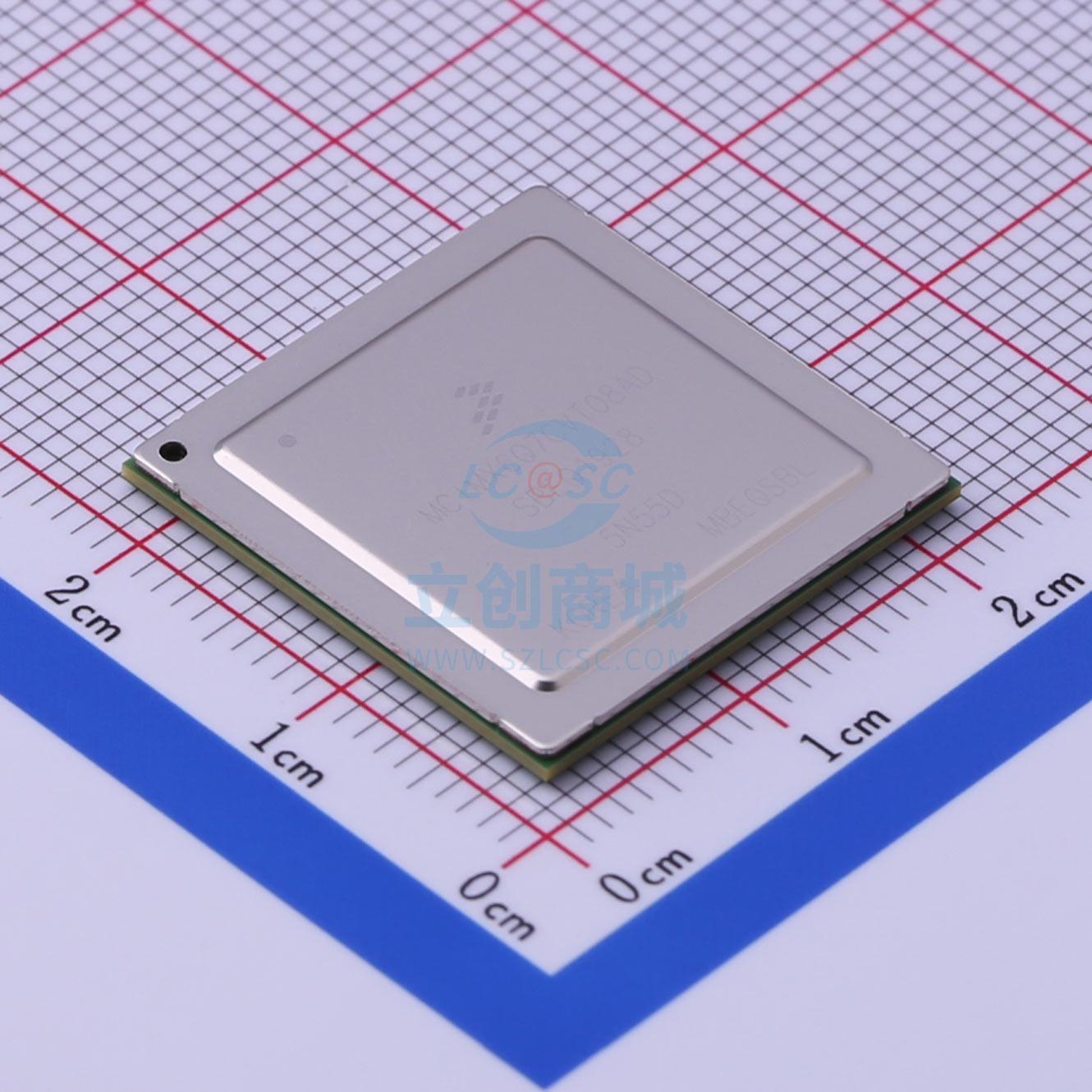 NXP(恩智浦) MCIMX6Q7CVT08AD FCPBGA-624 NXP(恩智浦)