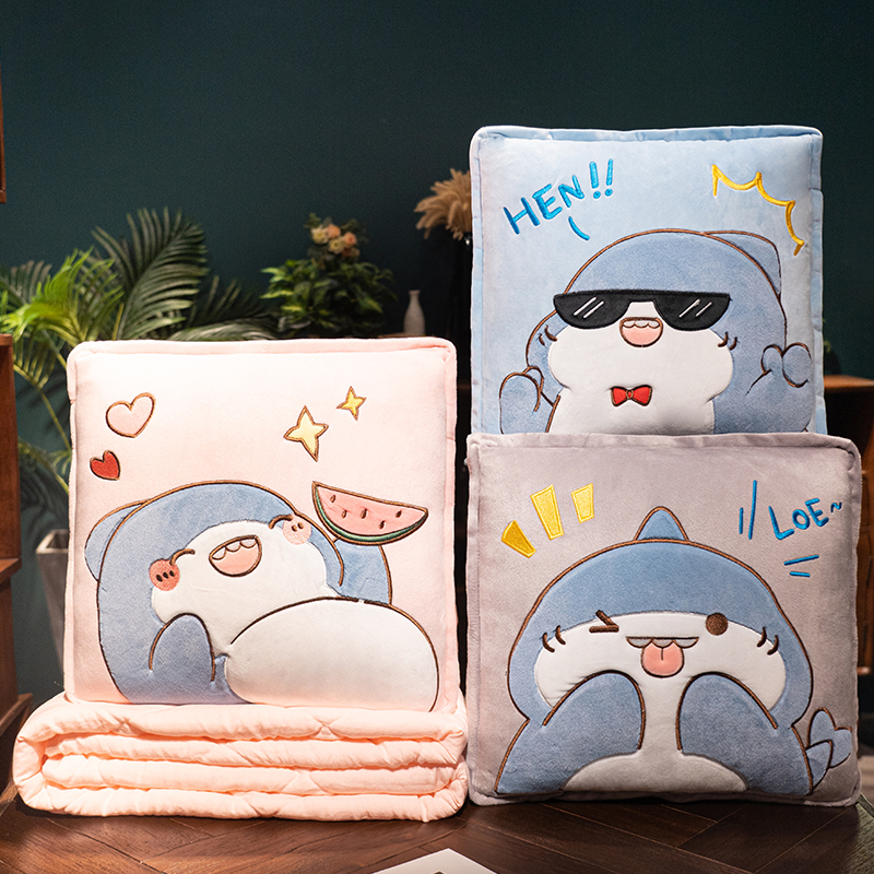 抱枕被子两用加厚办公室折叠午睡小枕头毯子二合一汽车载靠垫靠枕