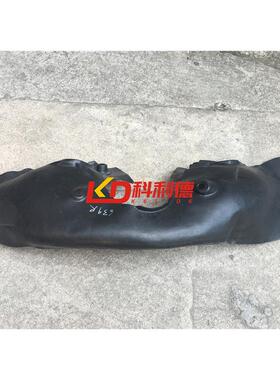 适用福建奔驰W639唯雅诺威霆W636前轮胎叶子板内衬翼子板挡泥板