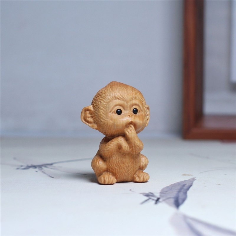 崖柏木生肖猴手把件实木小猴子木雕随身把玩动物小摆件文玩把玩件