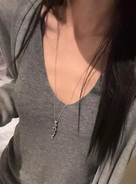 Y2K亚文化枯木吊坠项链女时尚小众设计锁骨链甜酷辣妹毛衣链配饰