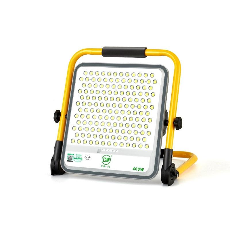 上海充光电投灯高亮续航久灯手提充电投射300W400W露营灯