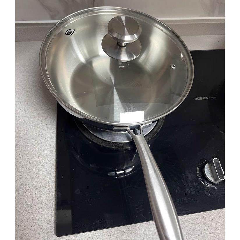 304不锈钢雪平锅不粘锅无涂层小炒锅汤锅煎炒煮多用锅4个尺寸