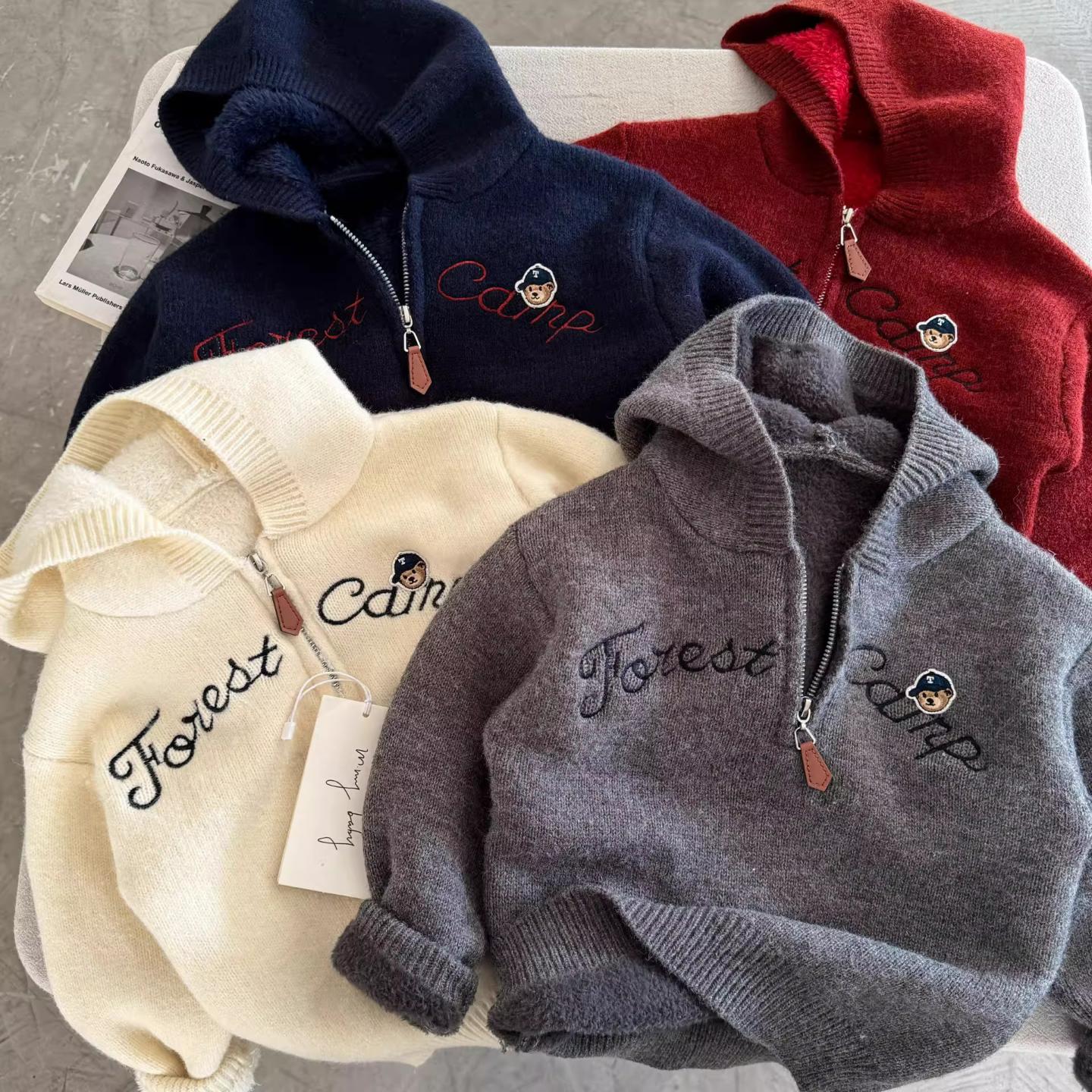 儿童加绒毛衣连帽男童2025冬季套头衫中小童字母衣服宝宝针织衫女