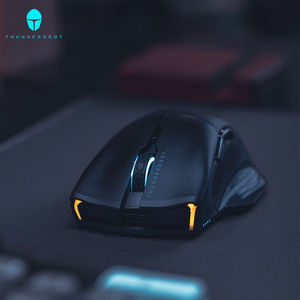 雷神(ThundeRobot)影鲨ML7Pro双模有线无线游戏滑鼠右手电筒竞鼠