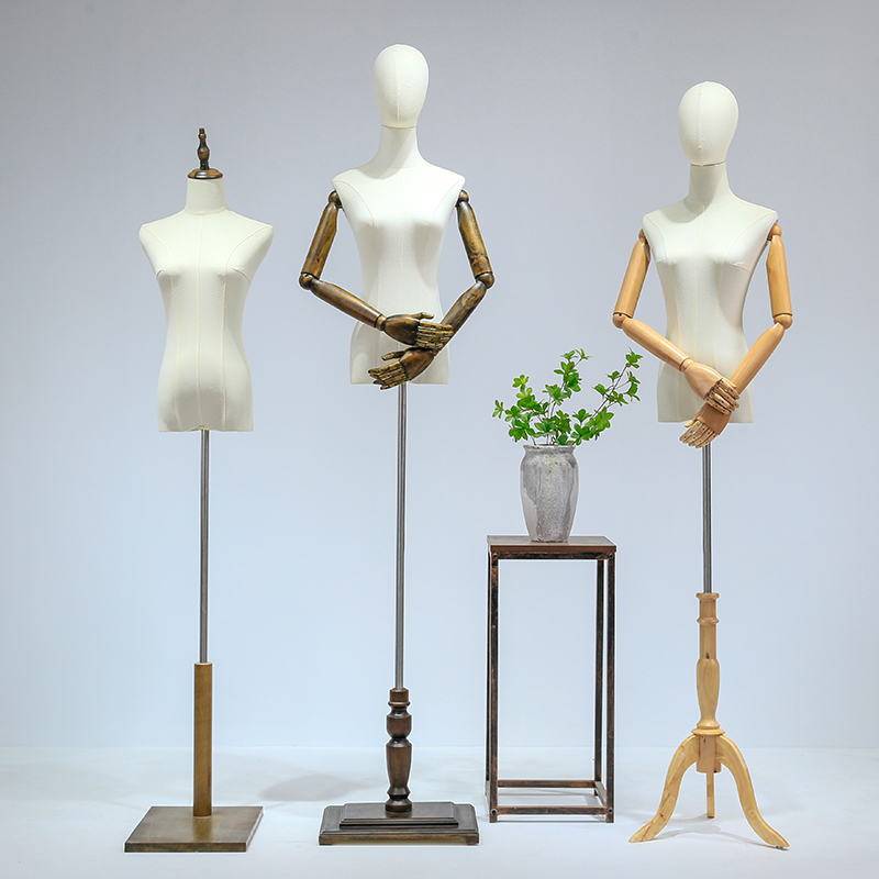 济南服装店模特道具女半全身人台女装店橱窗假人体偶展示架婚纱模