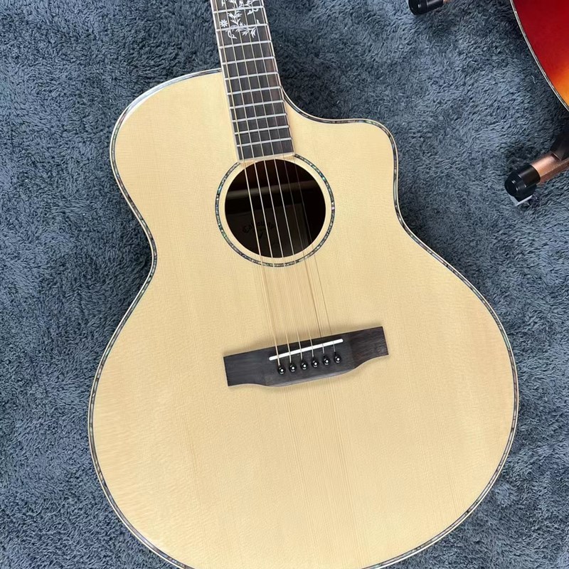 卡罗威吉他41寸云杉桃花芯缺角学生面单民谣吉他电箱个性黑色复古