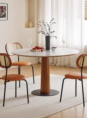 dde中古风实木圆餐桌家用小户型复古风洽谈小圆桌简约纯白德利丰