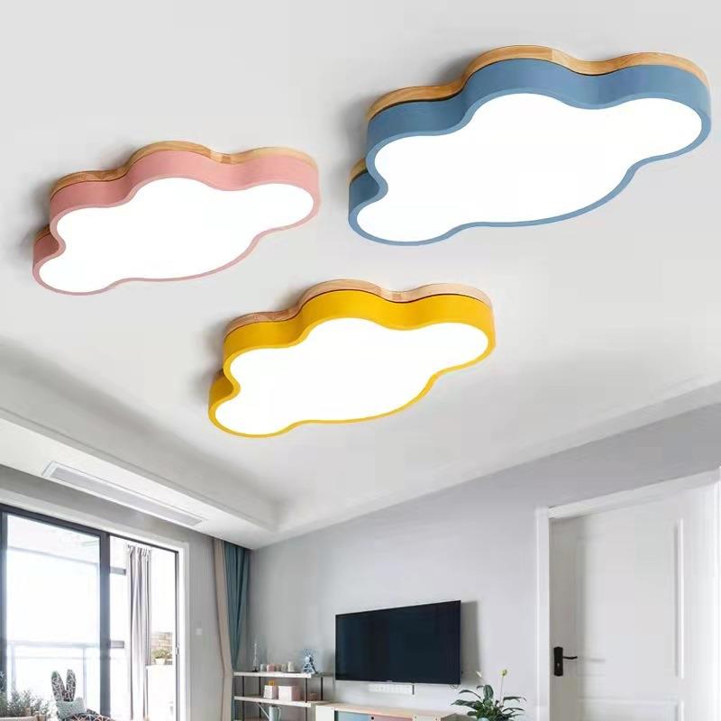 儿童房110V宽压云朵吸顶灯创意北欧实木灯现代简约男孩女孩卧室灯