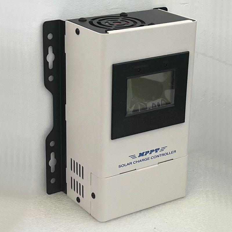 热卖mppt太阳能控制器40A60A光伏230V发电全自动12V-96V直销
