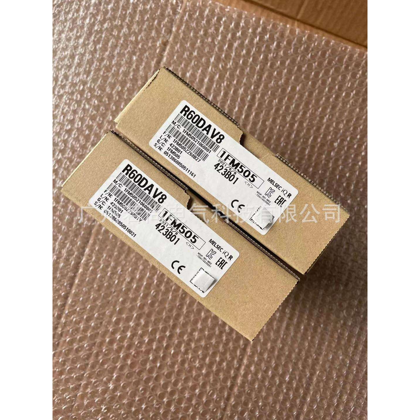 R系列CPU转换模块R60ADV8 R60ADI8 R60DAV8 R60DAI8 惊爆价 含邮